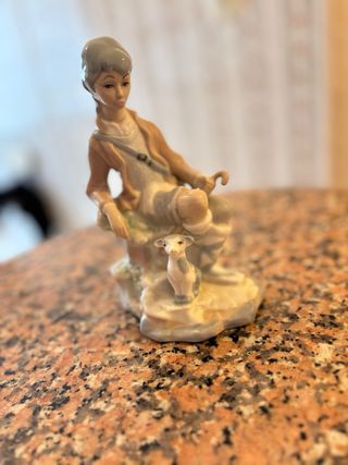 Figura Casades Niño Pastor con Cordero Porcelana