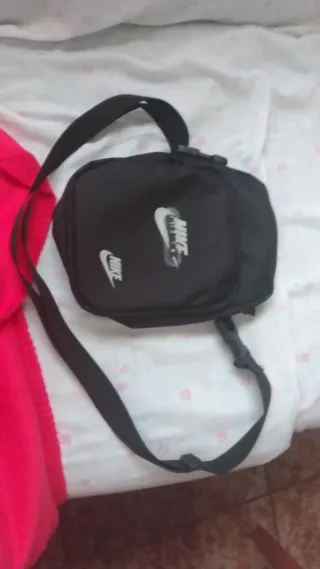 Bolso bandolera Nike negro