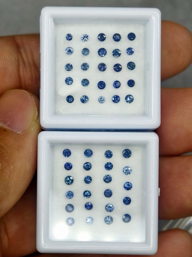 Lote Zafiros Azules Naturales Facetados 1,7mm