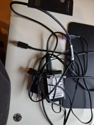 Impresora HP Deskjet 2554 Blanca y Negra