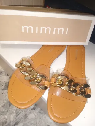 Sandalias Mimmi con cadena dorada