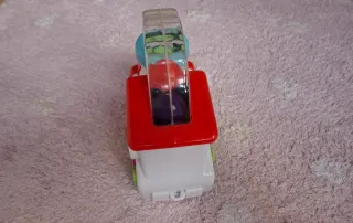 Tren de juguete musical con bolas