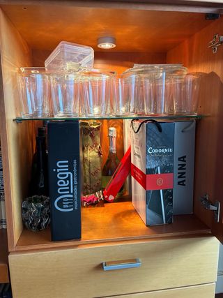 Mueble salón y mesa centro madera