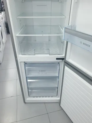 Nevera Bosch 2m x 60cm , energética A+++