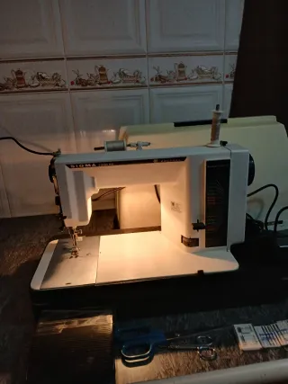 Máquina de coser electrónica Sigma 2000 NS