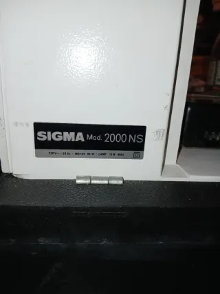 Máquina de coser electrónica Sigma 2000 NS