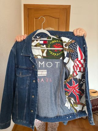 Chaquets Tommy Jeans Estilo 90s XXL