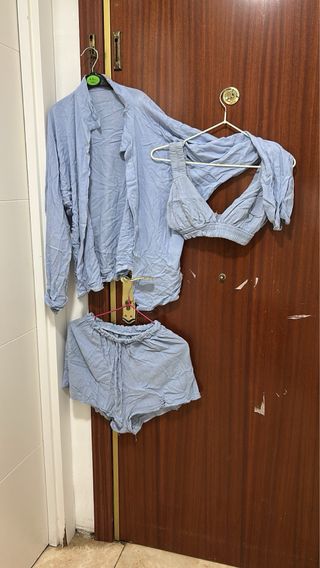 Conjunto verde top y falda