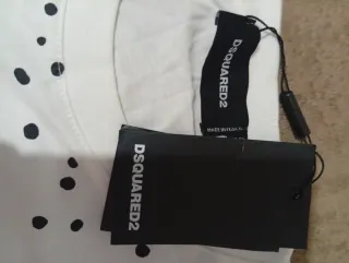 Camiseta DSQUARED2 blanca con estampado