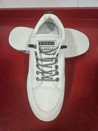 Zapatillas Blancas Transpirables Talla 43