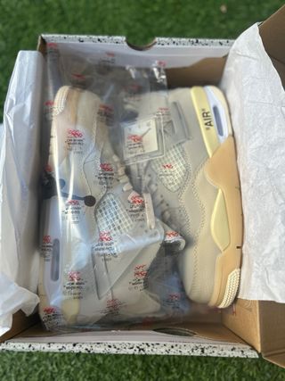 Air Jordan 4 Retro Off-White Beige