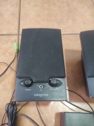 Altavoces Creative SBS250 2.0 Negros