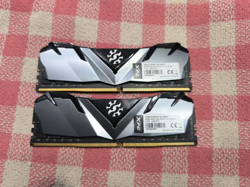 16GB DDR4 XPG 3200MHz RAM 2x 8gb