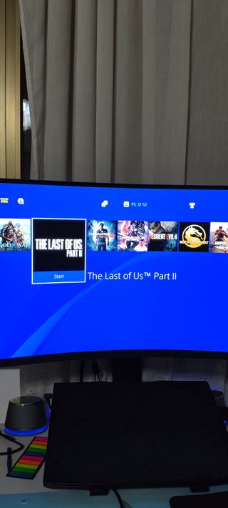 PS4 Slim Silver GoldHen 11.52