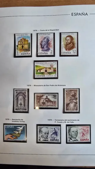 Álbum de sellos España 1975