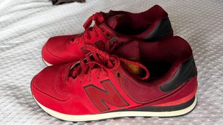 New Balance 574 Rojas Talla 46.5 EU