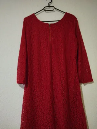 Vestido de encaje rojo