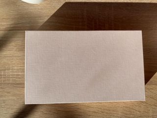 Caja Marina Garcia Beige y Dorada