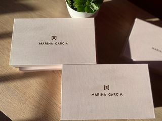 Caja Marina Garcia Beige y Dorada