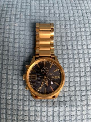 Reloj Diesel Dorado Negro