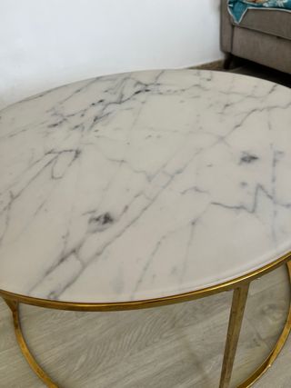 Mesa de centro redonda mármol y metal