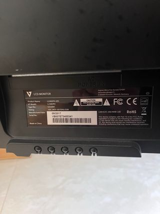 Vendo 3 Monitores V7 23.8” Full HD