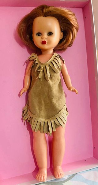 Trajes y accesorios de diseño para Nancy