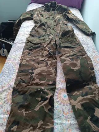 Traje ignífugo camuflaje militar