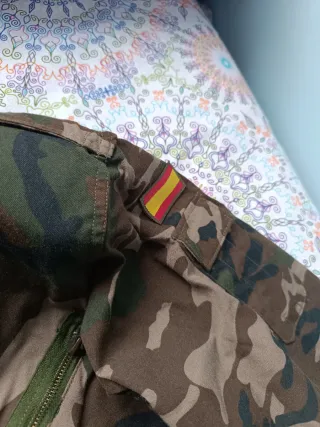 Traje ignífugo camuflaje militar