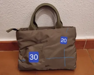 Bolso moderno verde oliva y negro