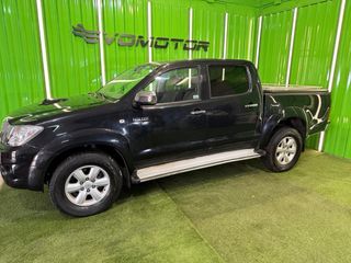 Toyota Hilux 2011