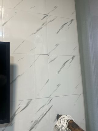 Azulejo adhesivo imitación mármol