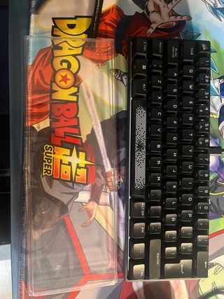 Teclado Gaming Corsair K65 RGB 60%