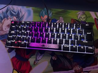 Teclado Gaming Corsair K65 RGB 60%