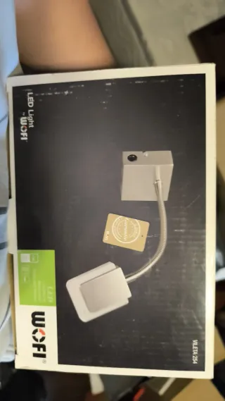 Lámpara de pared WOFI LED