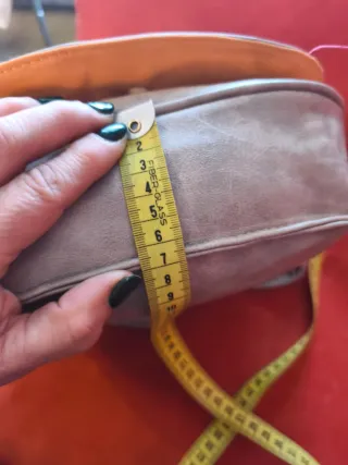 Bolso de hombro MSK con tachuelas