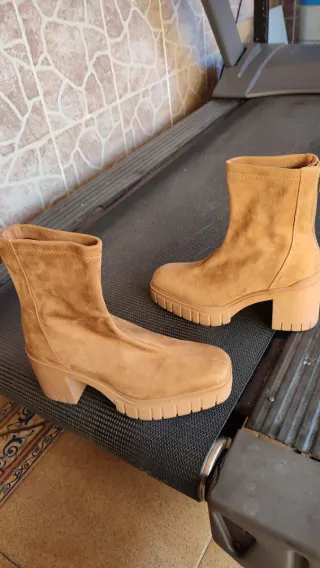 Botines beige tacón plataforma