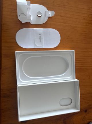 Caja Original iPhone 16