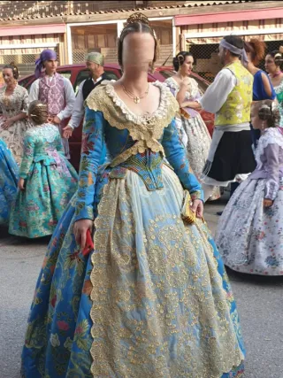 Traje de Fallera Talla 38 Azul y Dorado