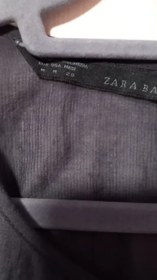 Blusa Zara azul marino sin mangas talla M