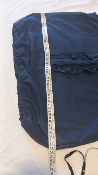 A estrenar. Blusa Zara azul marino  sin mangas