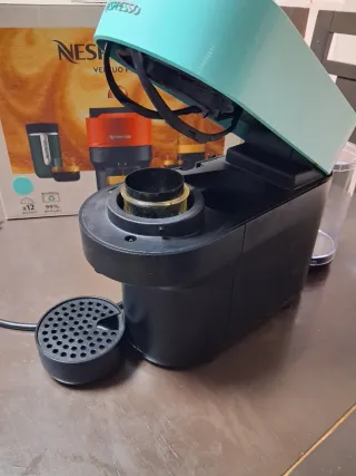 Cafetera Nespresso Vertuo Pop Turquesa