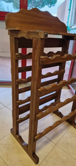 Cantinetta portabottiglie in legno