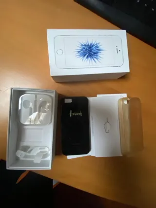 iPhone SE 32GB Argento