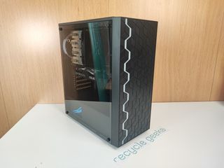 PC de juegos Xeon E5 12GB RAM 240GB SSD