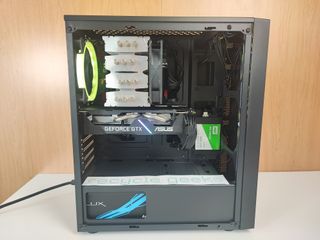 PC de juegos Xeon E5 12GB RAM 240GB SSD