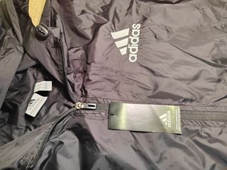 Chaqueta Adidas impermeable hombre con capucha