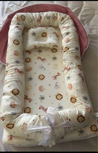 Nido de bebé con bolsa de transporte