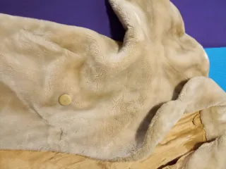 Abrigo Beige Imitación Piel