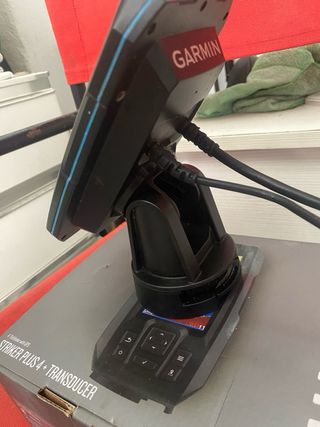 Sonda Garmin striker plus 4